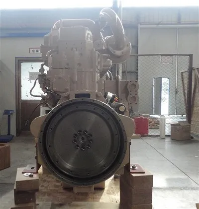 Cum-mins ktta 19 - c 700 6- moteur de cylindre